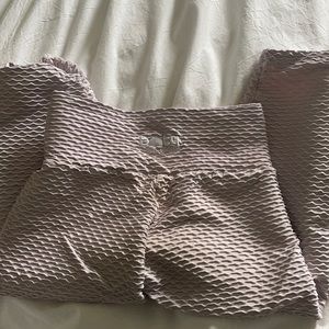 Booty by brabants croco skin cropped leggings